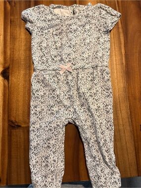 Simple White Speckled Romper with Pink Bow